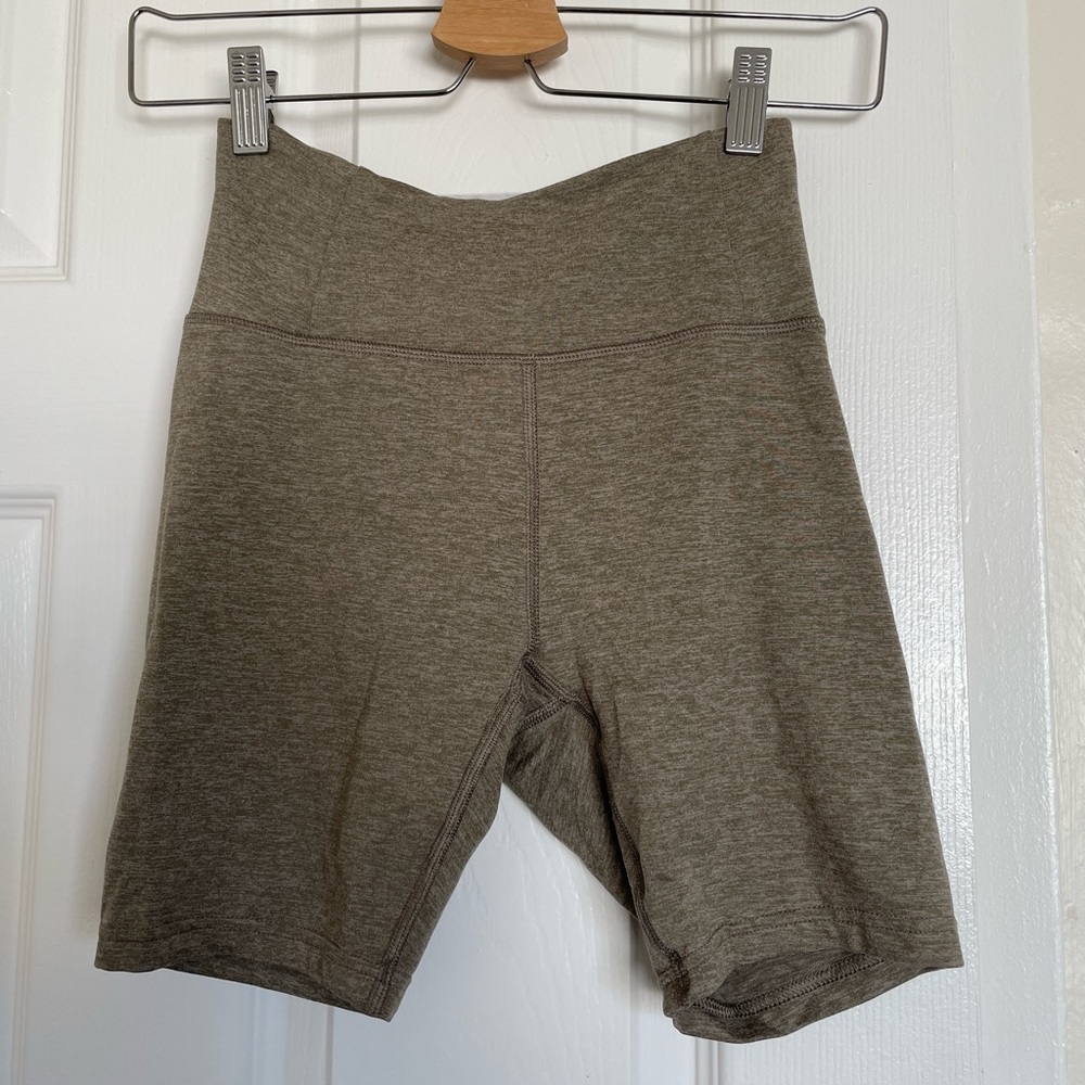 girlfriend collective bike shorts